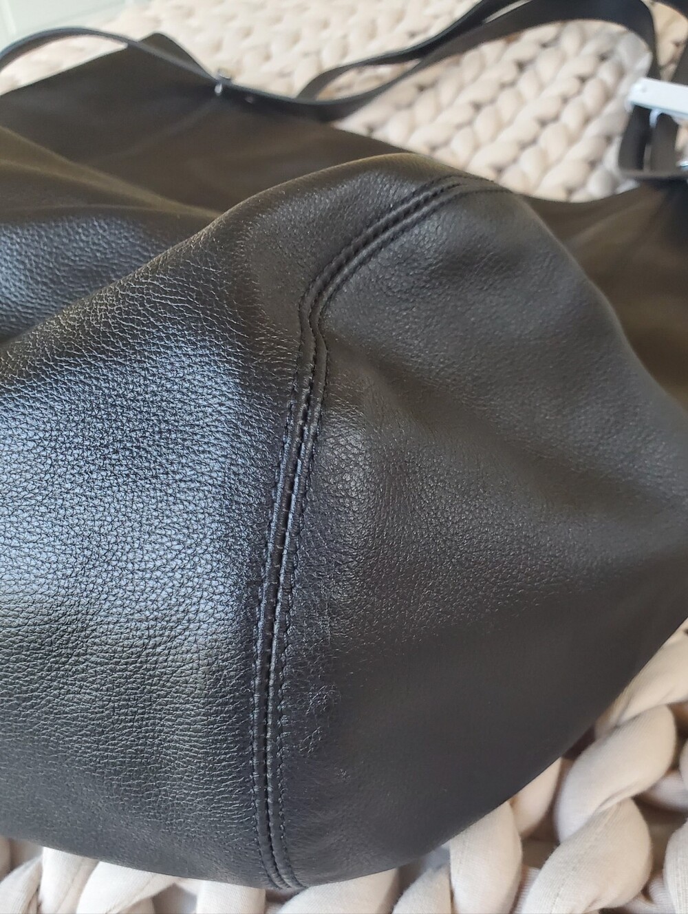 COS LARGE VERSATILE LEATHER SHOPPER IN BLACK PEBBLED LEATHER TOTE NWT $250 - Picture 11 of 16